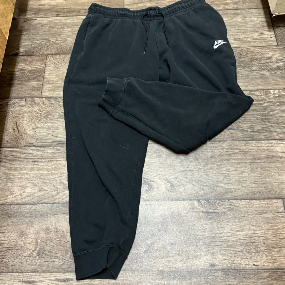 Nike Men Black White Embroidered Script Swoosh Logo Athletic Jogger Sweatpants L